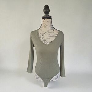 Banana Republic‎ Sage V-Neck Ribbed Bodysuit
